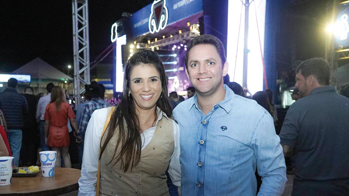 Lilian e João Antônio Andrade vieram de Belo Horizonte para curtirem a primeira noite de shows da EXPOZEBU 2023 (Foto/Geraldo Henrique)