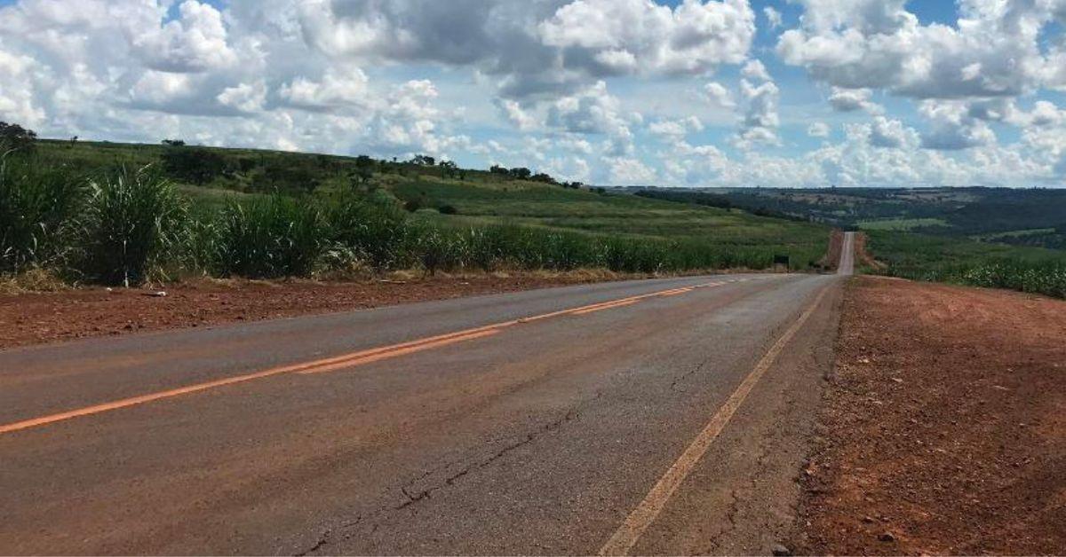 A MGC-464 que liga a BR-050 a Sacramento, passando por Conquista, é uma das rodovias que serão recuperadas, conforme edital de licitação publicado (Foto/Divulgação)