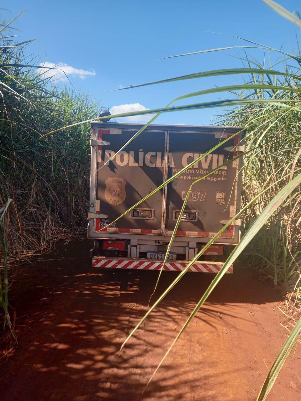 Rabecão da Polícia Civil (Foto/Divulgação)