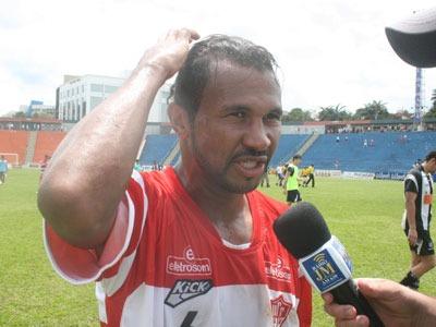 Fabiano lateral esquerdo do Fabricio (Foto/Arquivo JM)