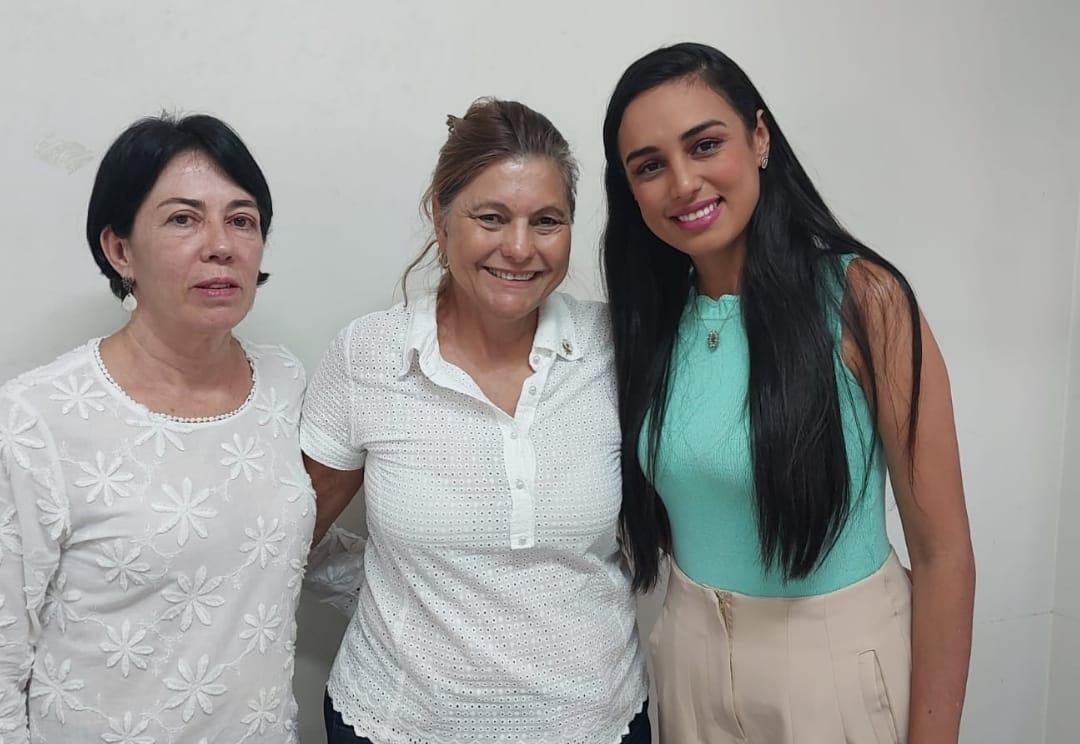 Patrícia Melo esteve no Hospital da Criança (Foto/Divulgação)