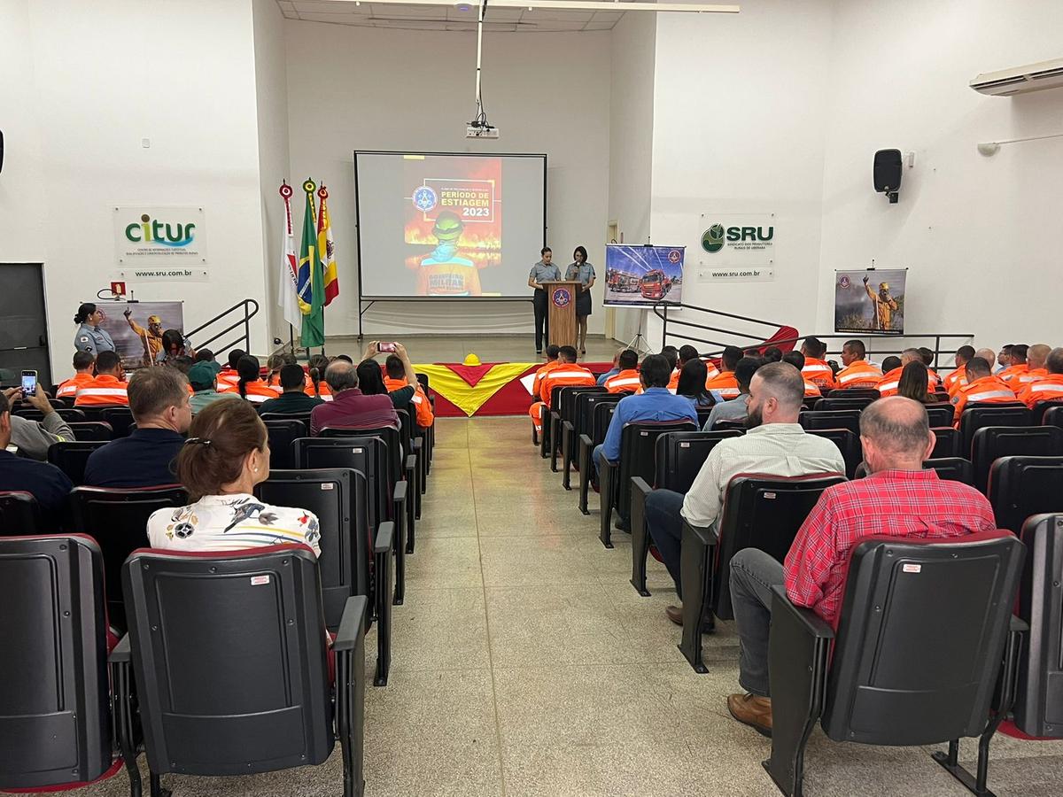 Reunião do Corpo de Bombeiros no SRU (Foto/Divulgação)