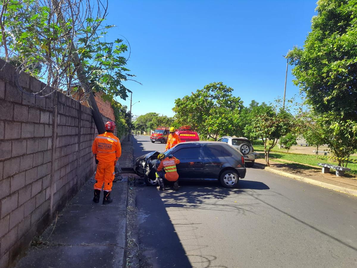 Acidente da avenida do Contorno (Foto/Corpo de Bombeiros)