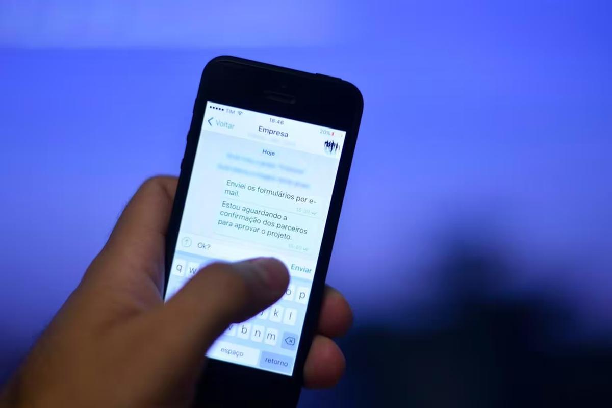 Uso do aplicativo Whatsapp utilizado para contatos profissionais em Belo Horizonte MG (Foto/Douglas Magno/O Tempo)