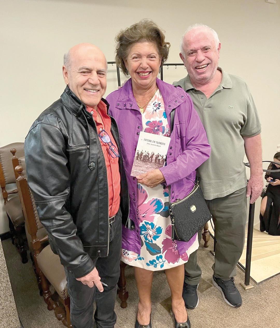 Jorge Alberto Nabut com o eterno presidente e benfeitor do Nacional Futebol Clube, Salem el Messih, e sua esposa, Maria Marta Abdalla (Foto/Reprodução)