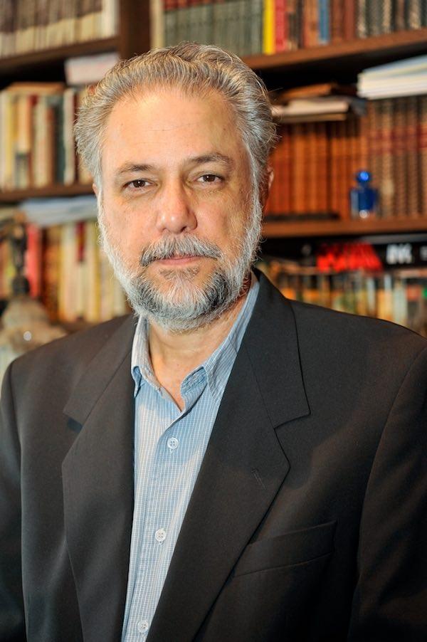 Renato Muniz vai participar da Fliaraxá, em julho, com o lançamento do livro “As voltas que a vida dá” (Foto/Divulgação)