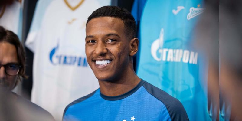 Depois da Seleção Brasileira ter Nino cortado por conta de dor muscular, Ramon Menezes escolheu Robert Renan para substituí-lo (Foto/Ana Meyer – FC Zenit)