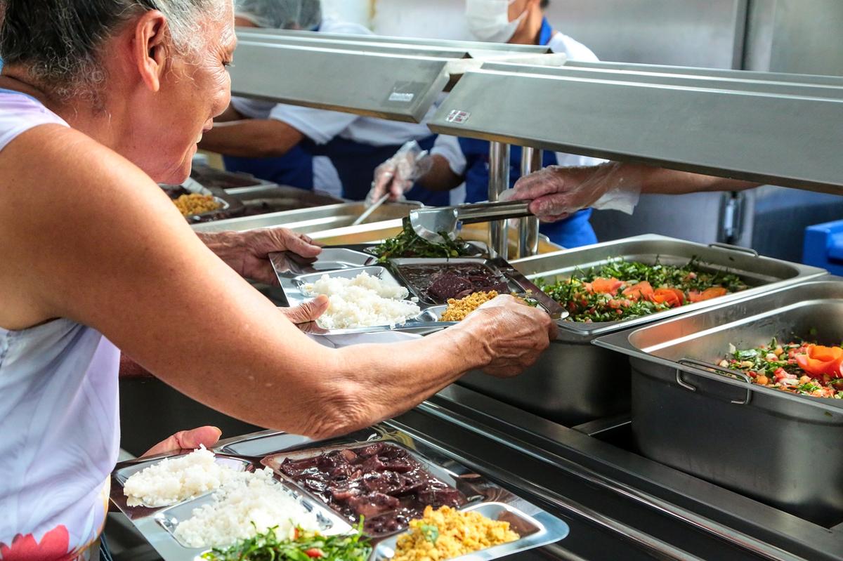 Serviço no Restaurante Popular de Uberaba (Foto/Divulgação/Prefeitura de Uberaba)