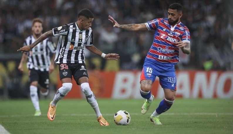 Galo é líder em jogar aos sábados às 21h; Lemos fala sobre jogar