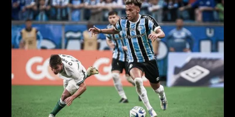 Brasil repete falhas em campo e sofre derrota histórica para a Argentina em  dia de pancadaria