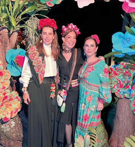 Nana Rodrigues da Cunha, Monica Hial e Leilinha Rodrigues da Cunha à la Frida (Foto/Reprodução)