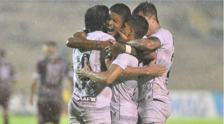 Com o resultado, o Santos terminou a competição em terceiro lugar do Grupo E (Foto/Divulgação)