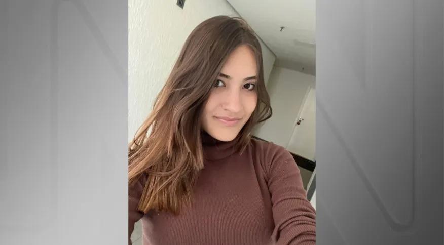 A modelo uberabense Dalliene de Cassia Brito Pereira, encontrada morta em seu apartamento em São Paulo, pode ter sido assassinada por asfixia (Foto/Reprodução)