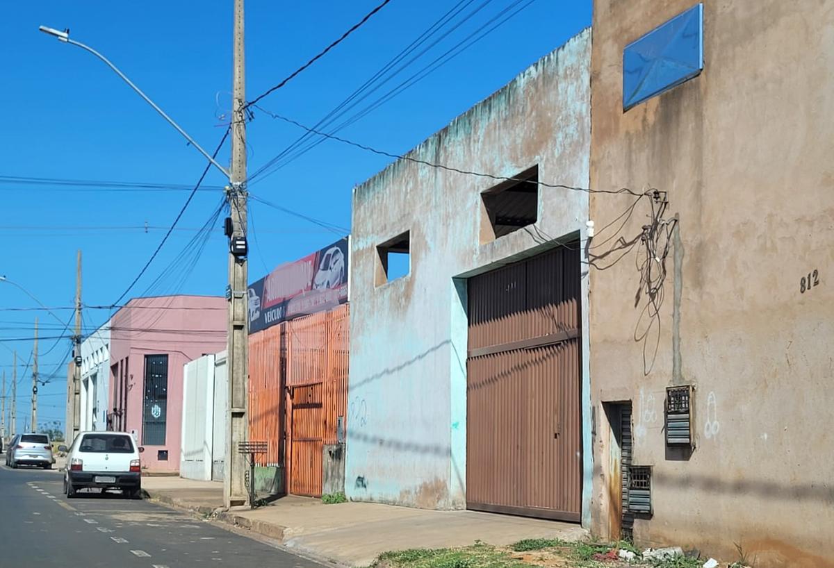 Suspeito de matar casal encontrado em carro na BR-262 é preso