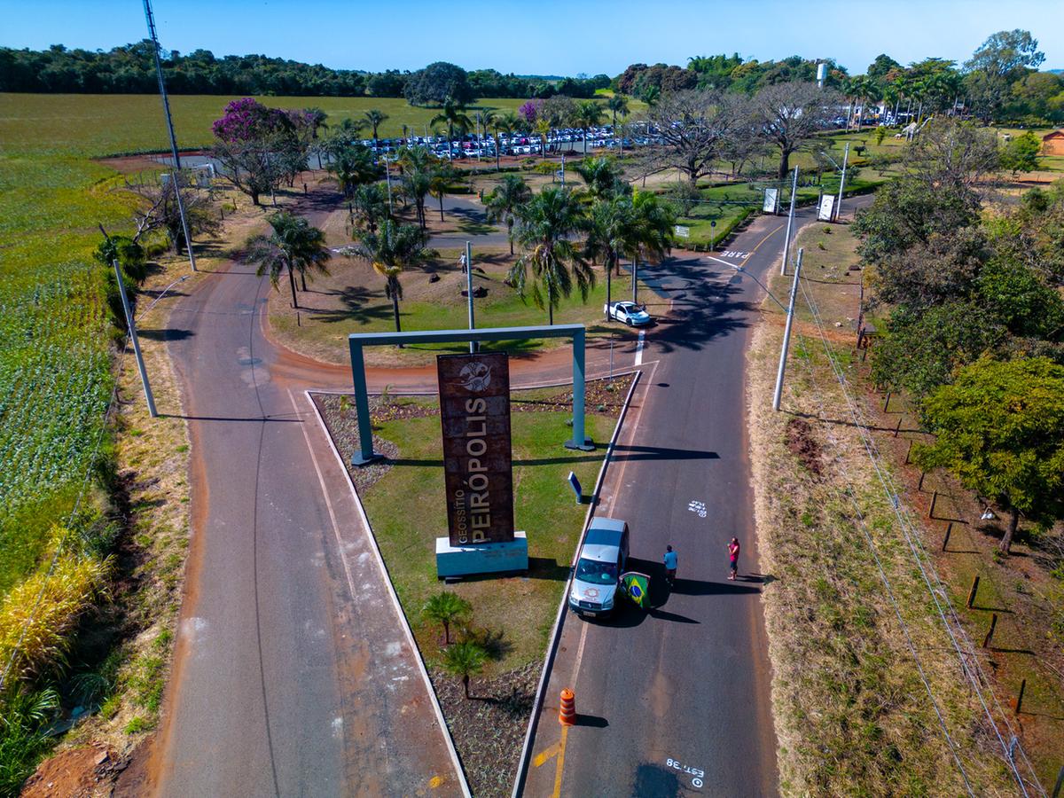 A proposta em análise inclui atividades ao ar livre, como trilhas e visitas a pontos naturais da região (Foto/Divulgação PMU)