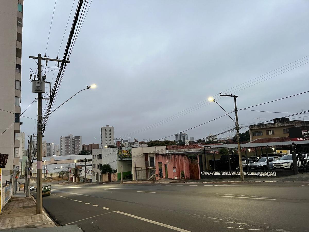 Céu nublado indica chuva em Uberaba (Foto/Daniela Miranda)