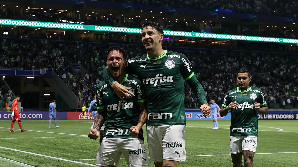 Palmeiras Agora  Novidade na Libertadores, melhores do mundo e desfalques  fortes