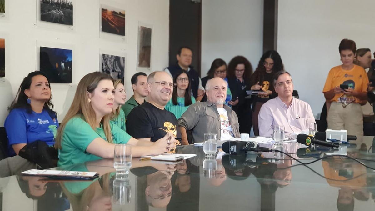 Na foto, prefeita Elisa Araújo, os avaliadores da Unesco, Artur Agostinho de Abreu e Sá e César Goso Aguilar, e o presidente da ABCZ, Gabriel Garcia Cid (Foto/JC Duran)