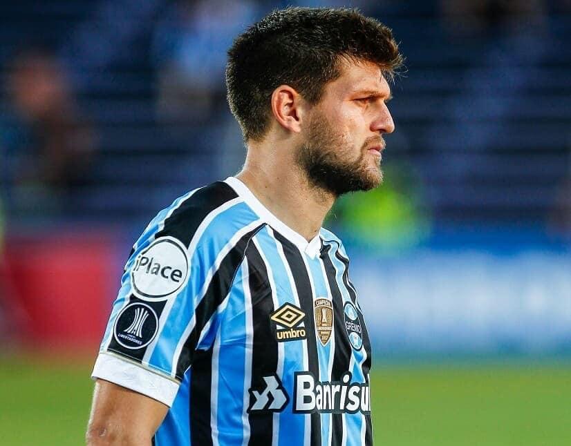 Kannemann deve desfalcar o Grêmio contra o Goiás e também contra o Vasco (Foto/Lucas Uebel/Facebook Grêmio)