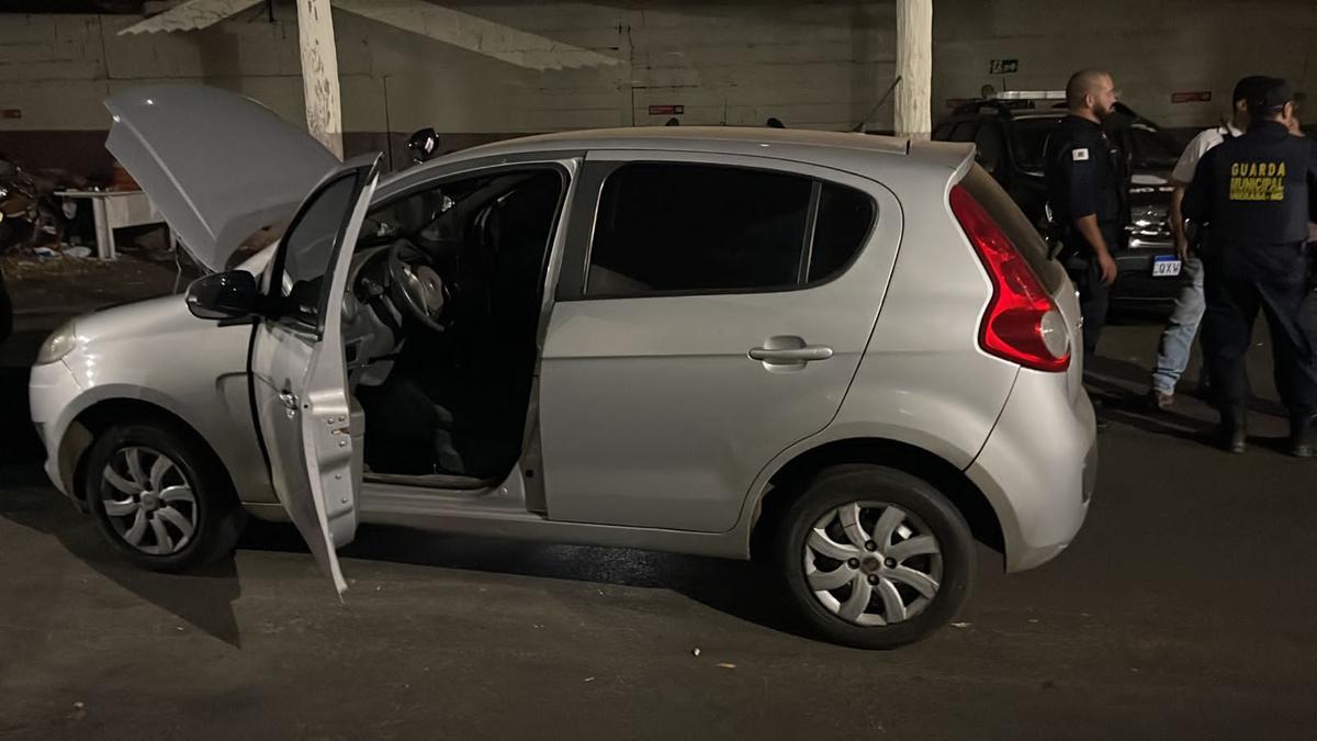 O carro usado na ação criminosa era roubado, estava clonado e acabou apreendido pela Polícia Civil (Foto/Divulgação)