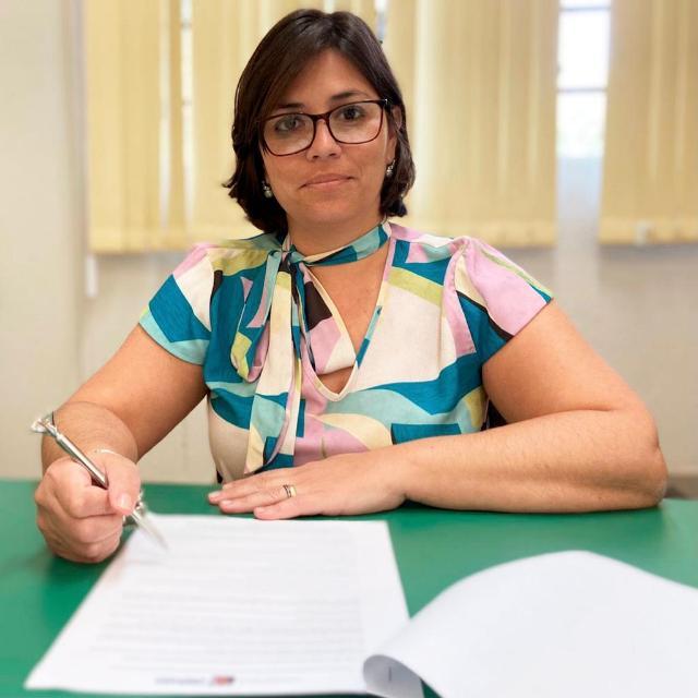 Junia Cecílio quer servidor, em especial da área de licitação, preparado para detectar fraude. (Foto/Reprodução)