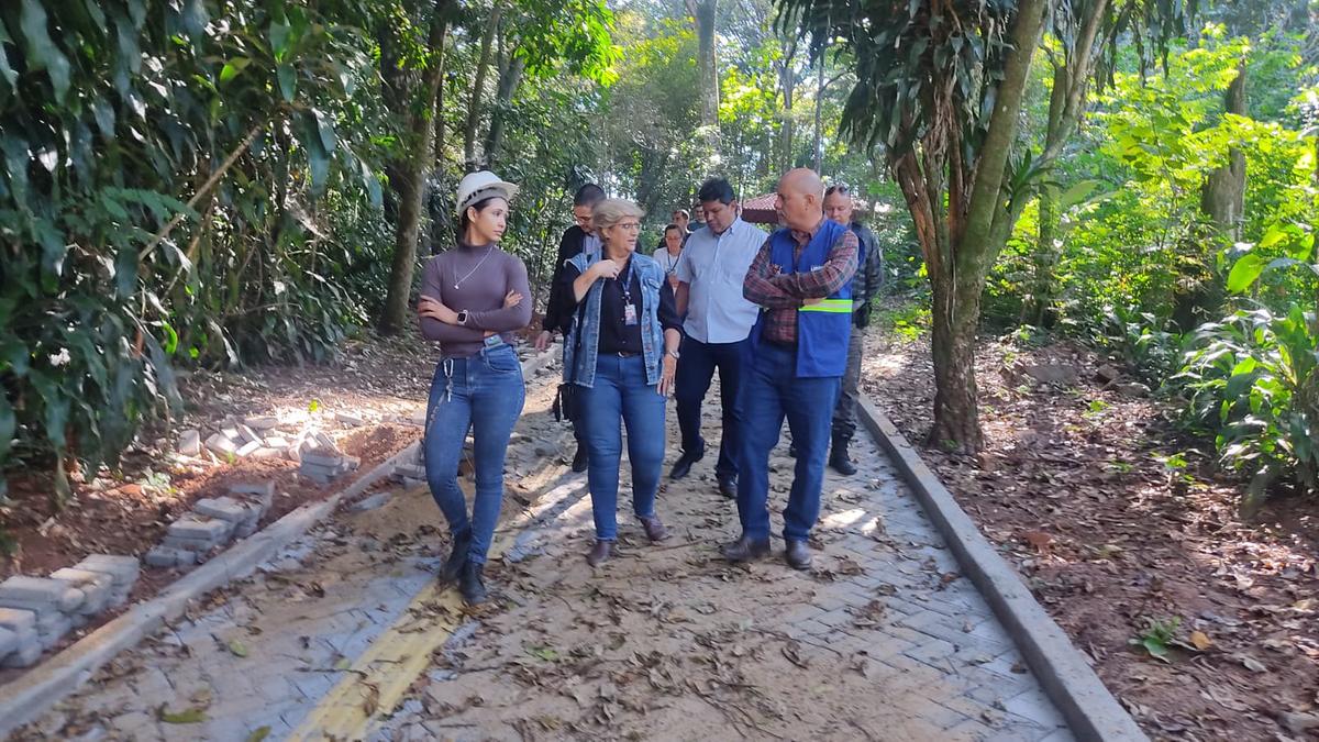 Visita da equipe técnica da Secretaria de Meio Ambiente às obras da Mata do Carrinho (Foto/Flickr/Prefeitura de Uberaba)