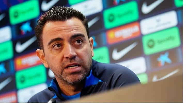 Xavi diz que a vida extra campo de Neymar pode contaminar os jogadores mais novos do Barcelona (Foto/Jornal Marca)