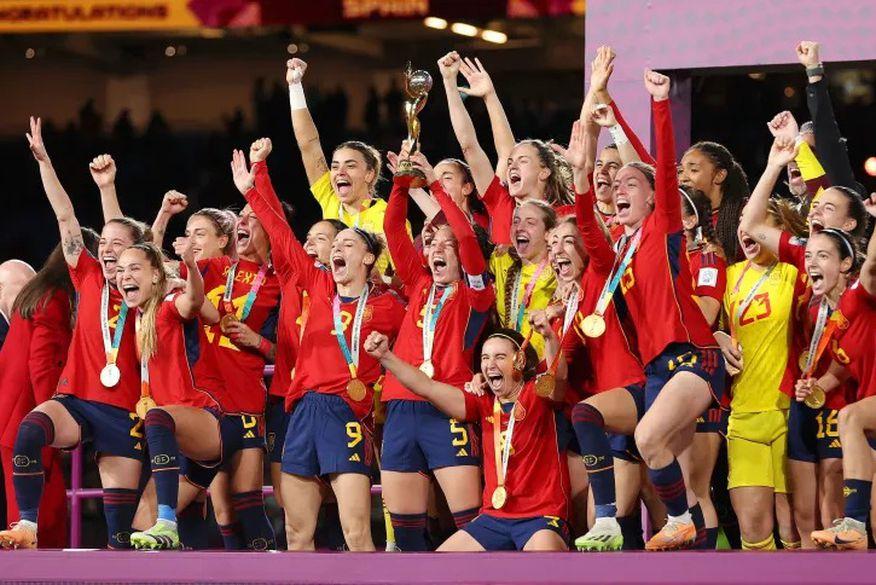 Espanha vence a Inglaterra e conquista o título da Copa do Mundo Feminina pela primeira vez (Foto/Cameron Spencer/Getty Images)