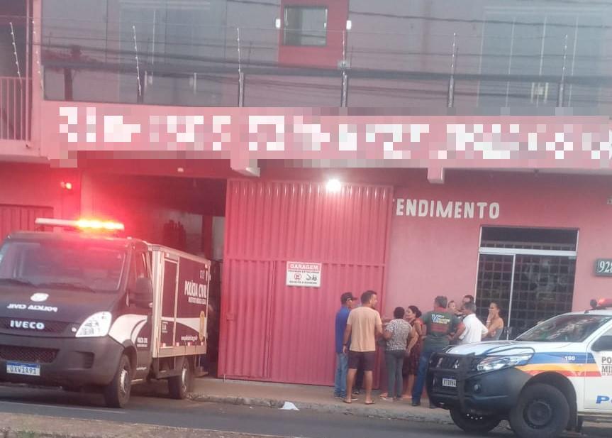 O casal foi encontrado morto no quarto da própria residência pelos filhos dele, que disseram que o pai não aceitava a separação, desejada pela mulher   (Foto/Divulgação)