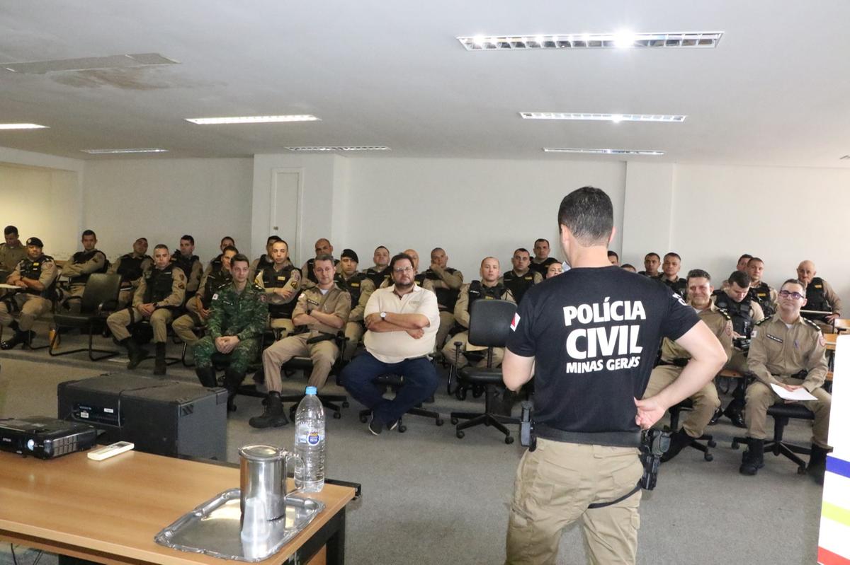 Aula inaugural do 2º Curso de Patrulha Rural que busca capacitar policiais militares e civis que atuam nos 30 municípios que compõem a 5ª RISP (Foto/Divulgação)