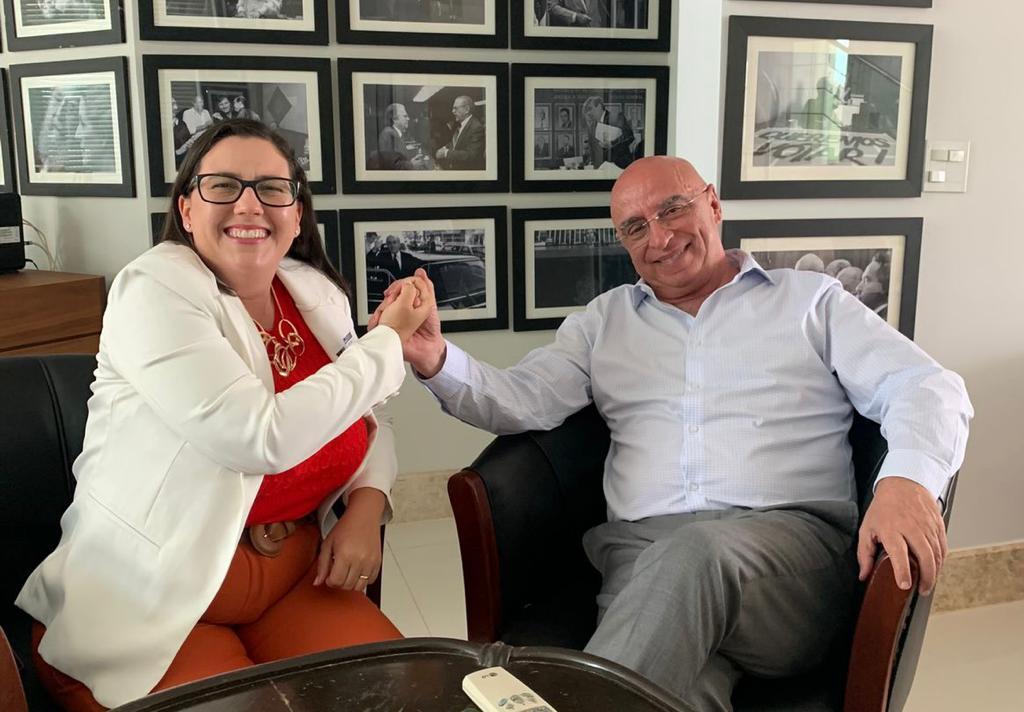 Rochelle e o presidente do PDT, Mário Heringer (Foto/Divulgação)