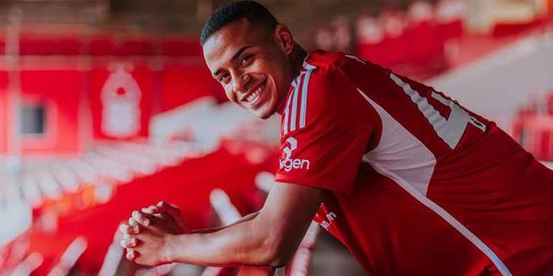 As vendas de Róger Guedes, Adson e Murillo (Foto) renderam R$ 120 milhões aos cofres corintianos (Foto/Nottingham Forest)