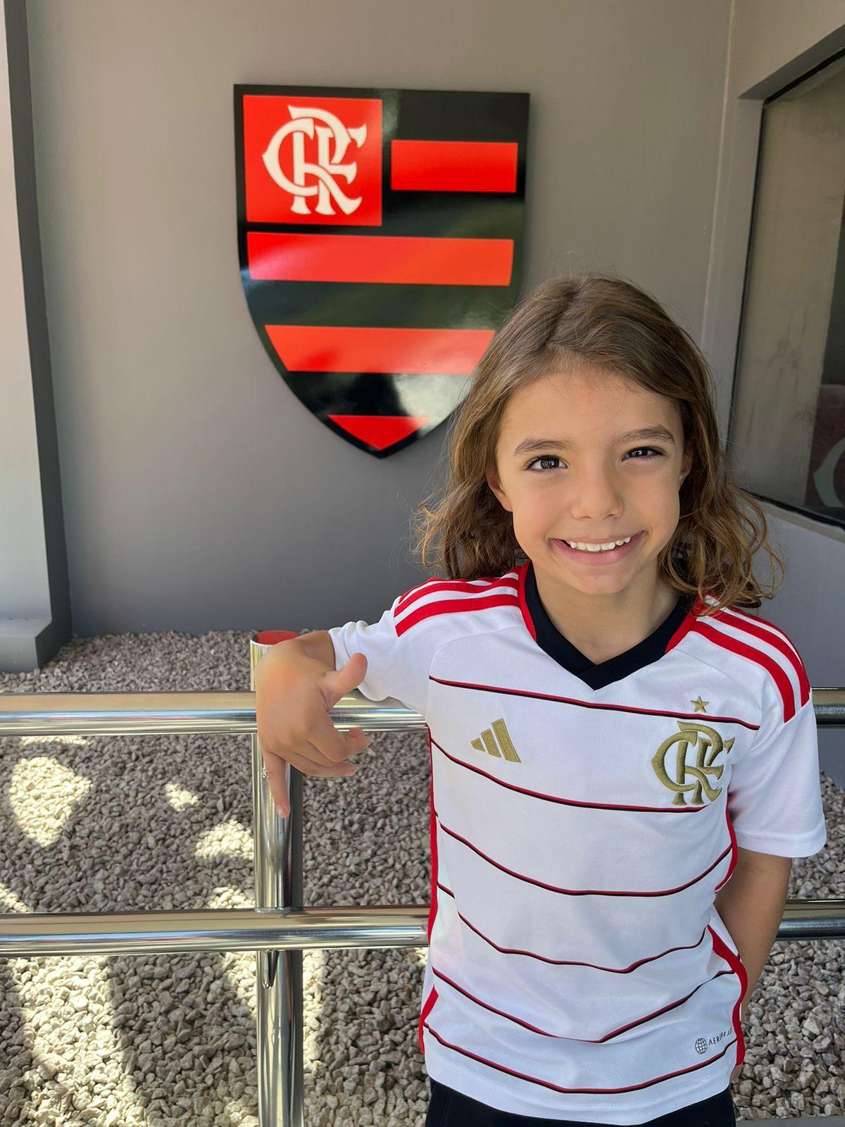 Theo Schlickmann, de apenas 7 anos, é o novo jogador da base do Flamengo (Foto/Divulgação)