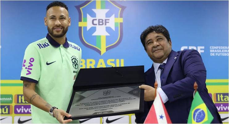 “Não sou melhor que o Pelé ou qualquer outro jogador que passou pela Seleção”, disse Neymar (Foto/Vitor Silva/CBF)