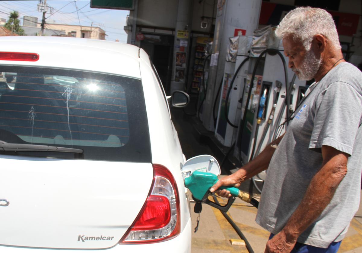 Na média dos postos pesquisados no país, o etanol está com paridade de 62,48% ante a gasolina (Foto/Arquivo)