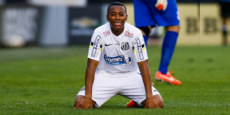 Robinho foi sentenciado em última instância a nove anos de prisão. (Foto/Alexandre Schneider/Getty Images/Metropóles)