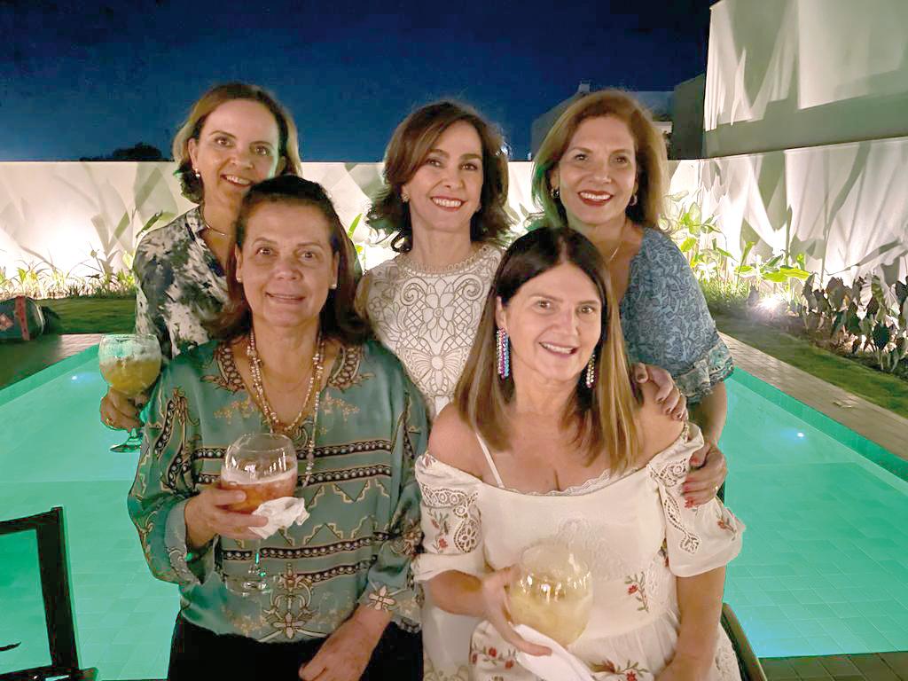 Leilinha recebeu amigas do coração, entre elas as queridas Íris, Marta, Adriana e Sandra (Foto/Arquivo Pessoal)