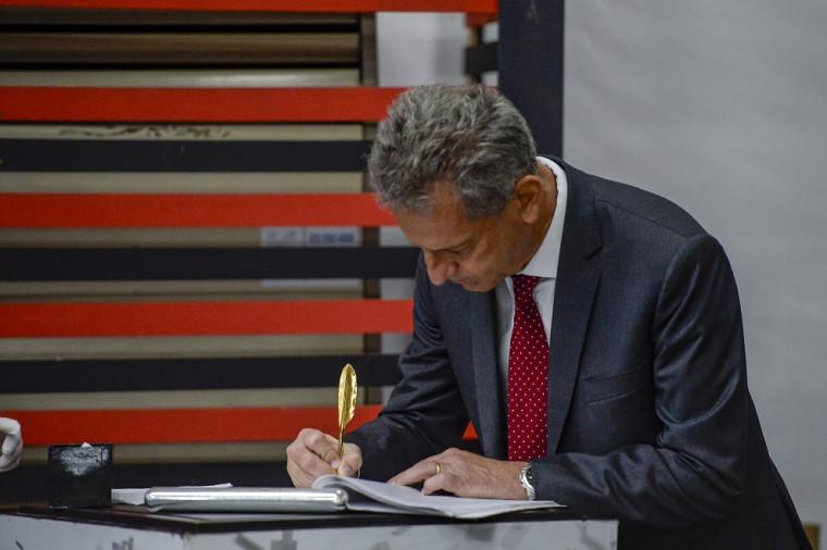 Xingamentos e vaias para a diretoria do Flamengo, especialmente para o presidente Rodolfo Landim (Foto/Marcelo Cortes/CRF)