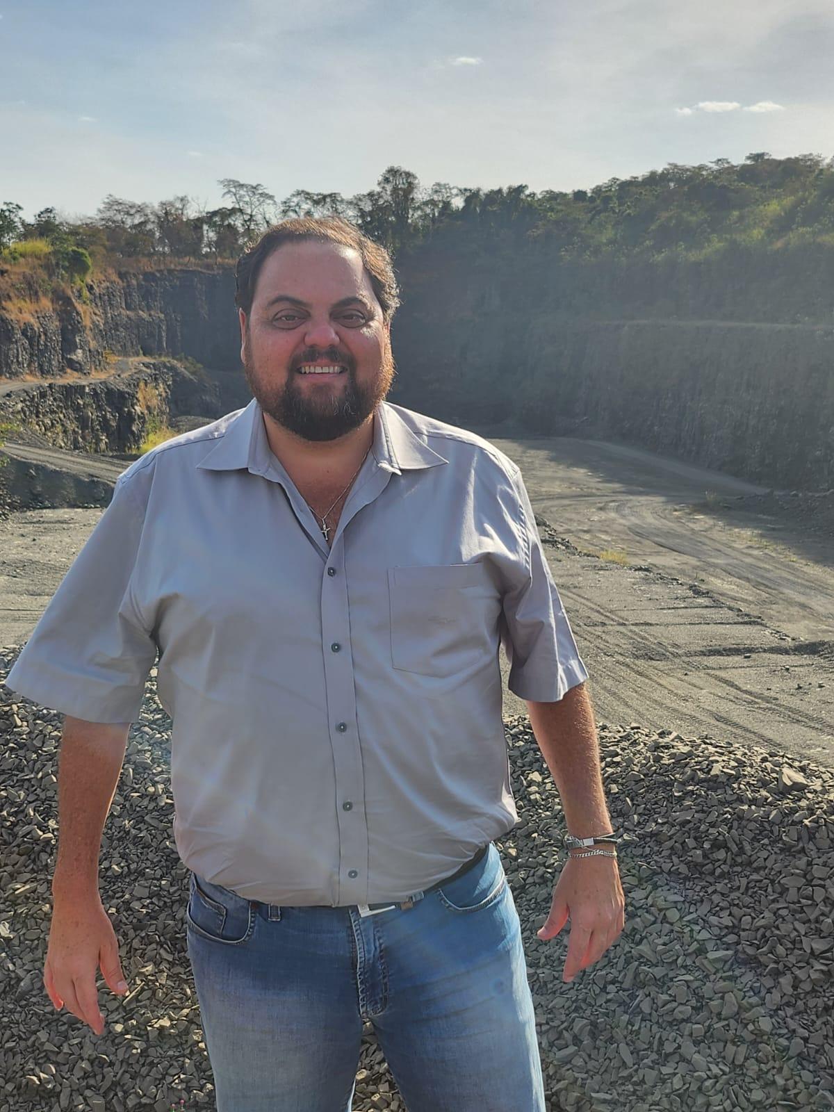 "Eu, como uberabense e morador, melhor conheço toda a malha rodoviária da nossa região, além de ter um excelente relacionamento com as prefeituras da região, com empresários e fornecedores", declarou Jorge (Foto/Divulgação)