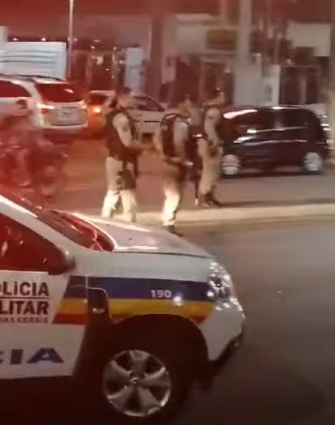 Comemoração de torcedores do São Paulo acabou com dois presos (Foto/Reprodução)