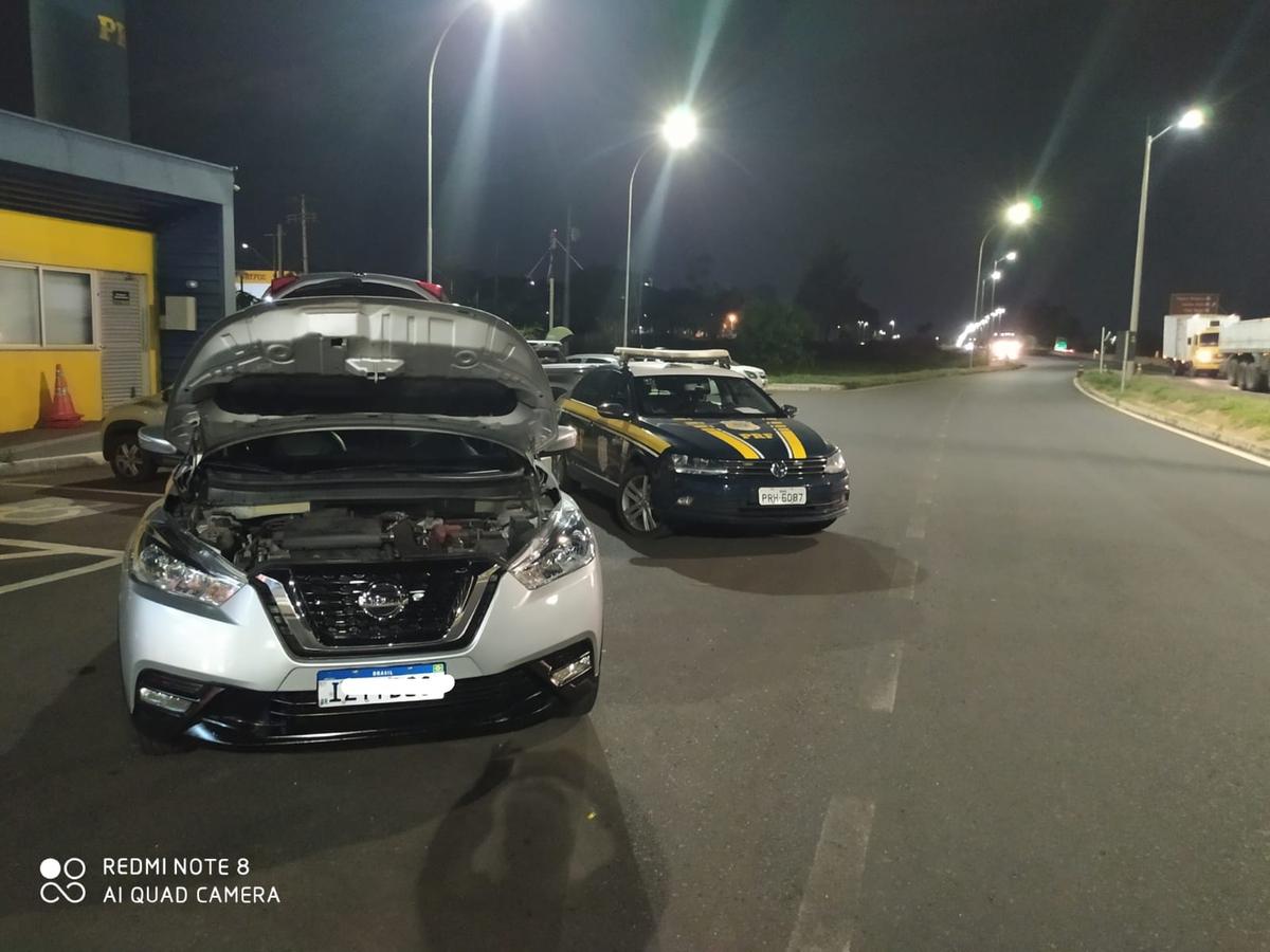 Carro apreendido pela PRF (Foto/Divulgação)