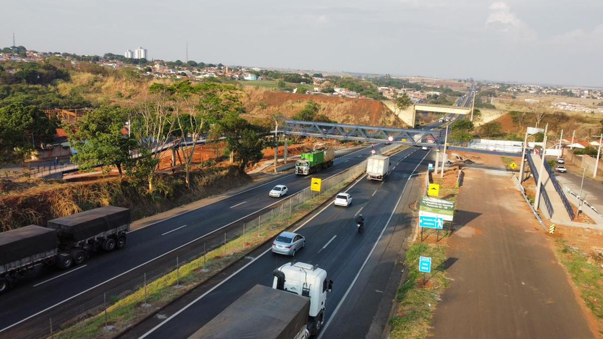 Passarela na BR-262, perto do Gameleiras (Foto/Divulgação)