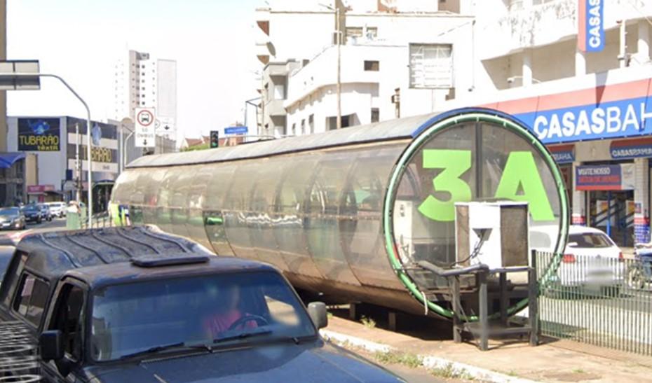 Estação 3A, onde a idosa foi vítima de furto da carteira com cartões de crédito e documentos (Foto/Google Street View)