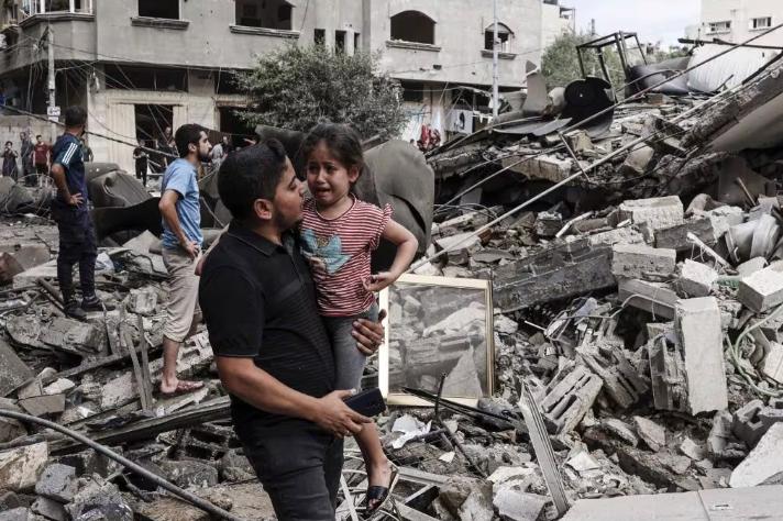 Transmissões online por celular estão contando a história da guerra Israel  versus Hamas - Diário de Viamão