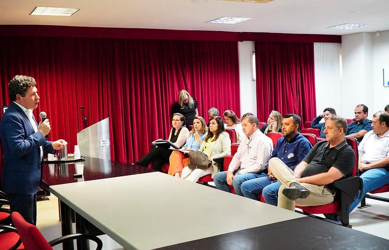 O coordenador do grupo de trabalho da Reforma Tributária no Congresso Nacional, deputado federal Reginaldo Lopes (PT), veio a Uberaba e falou sobre o tema (Foto/Divulgação)