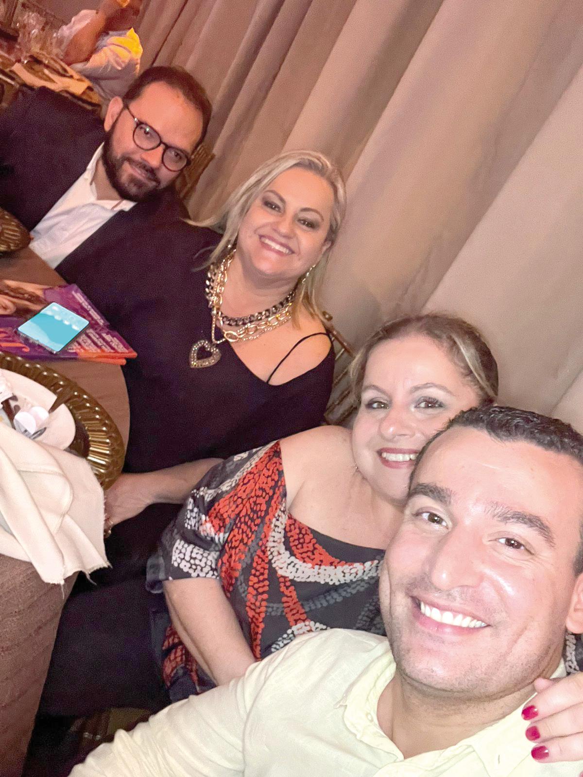 Pedro Arduini Guedes, Taís Curi, Kátia Curi e Alexandre Cury (Foto/Divulgação)