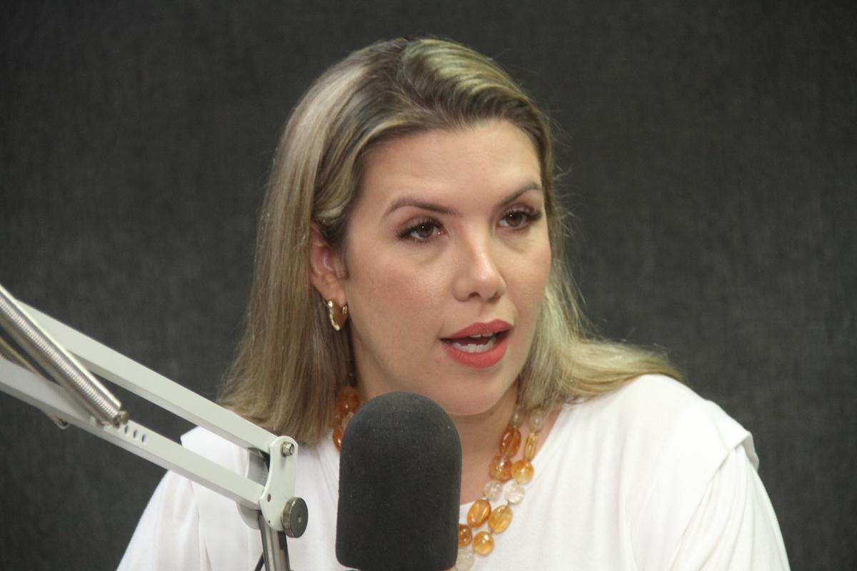 Prefeita Elisa Araújo diz que o objetivo é garantir o direito do consumidor e desonerar o bolso do cidadão (Foto/Divulgação)