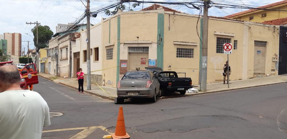 Acidente aconteceu na rua dos Andradas e rua Barão de Ituverava (Foto/Rodney Lemes)