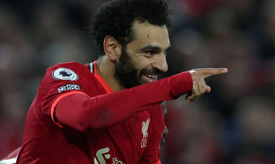 Salah – “É insuportável ver a escalada das ultimas semanas, todas as vidas são sagradas e devem ser protegidas”. (Foto/Reuters/Phil Noble)