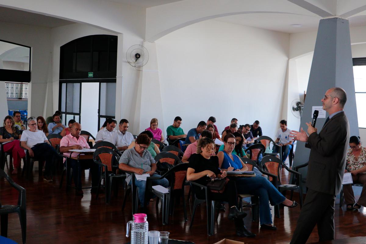 Durante toda a semana, servidores da Câmara Municipal receberam capacitação para aplicar a nova Lei de Licitações (Foto/Divulgação)